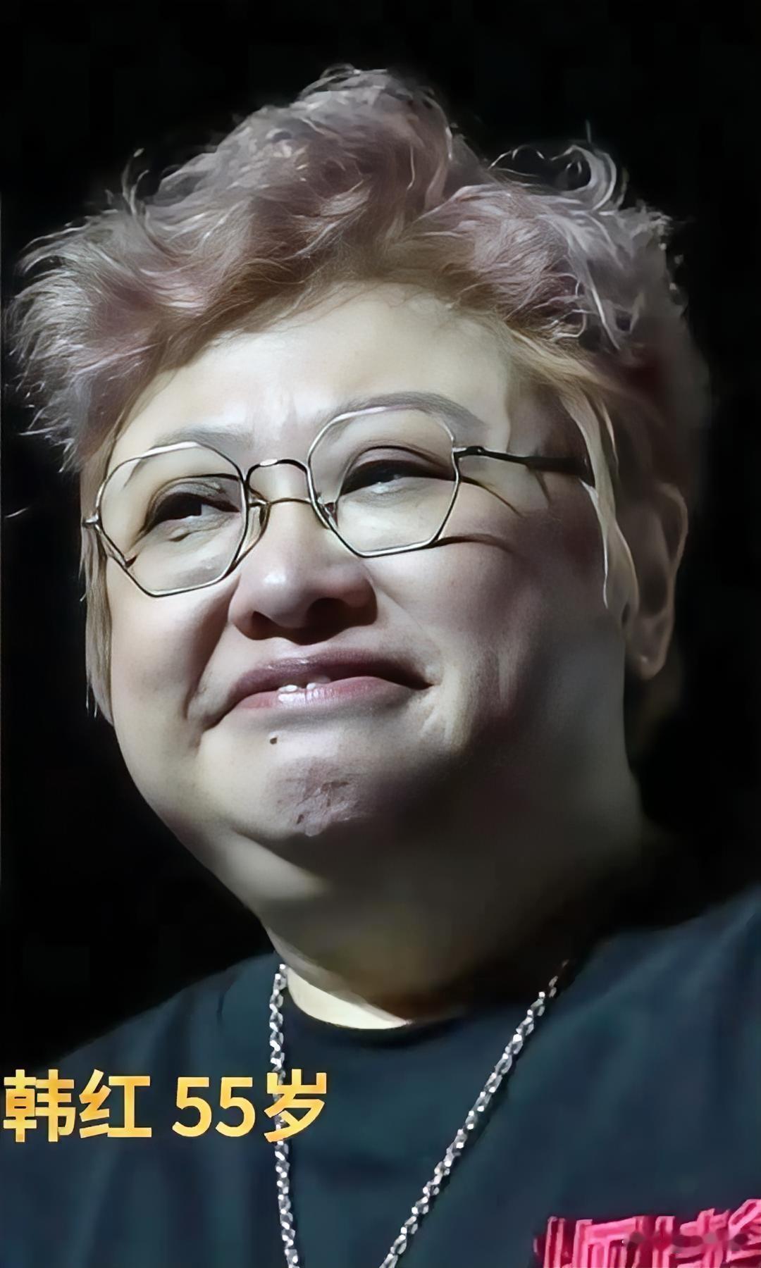 韩红突然退出名下多家公司，看懂的人都沉默了
 
最近有网友发现，韩红悄然退出了自