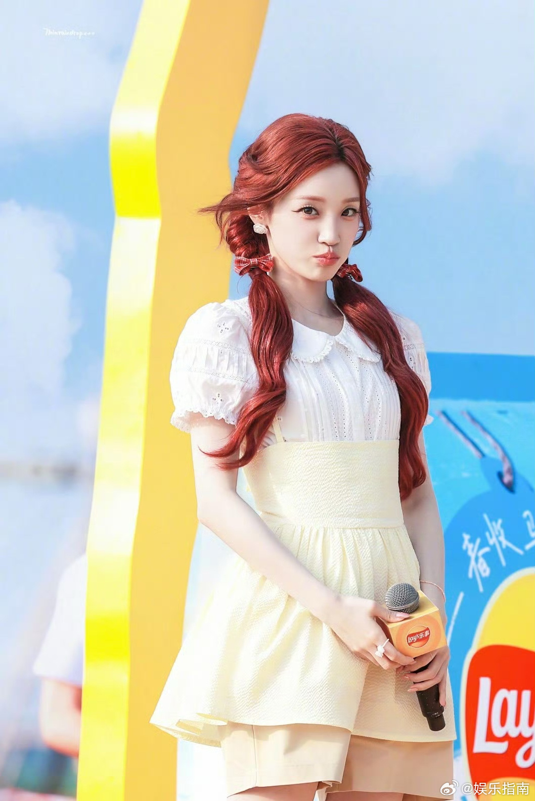 宋雨琦去挖土豆了，这老张呈子也是好起来了，居然能和我们如此软萌的雨琦一起挖土豆?