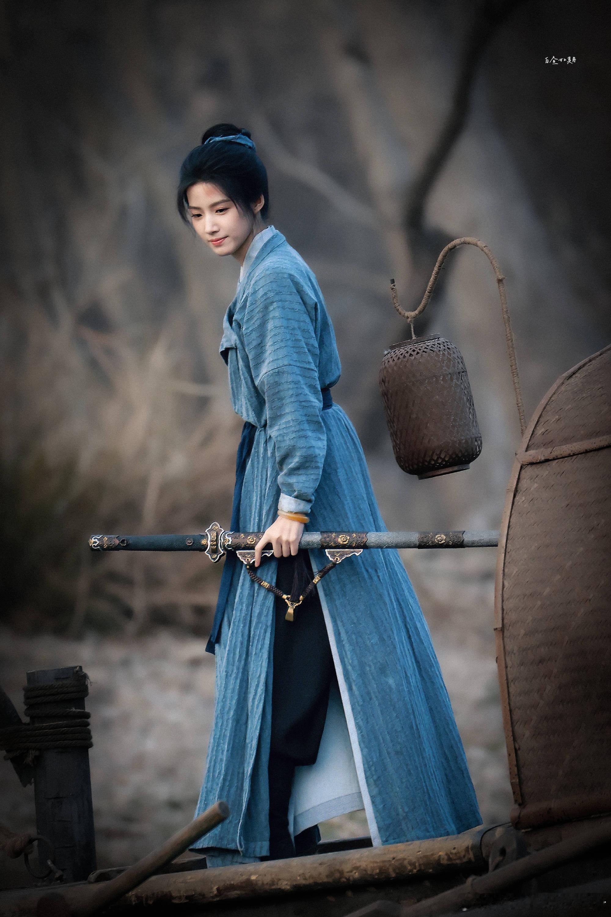 卢昱晓《何不同舟渡》南衣新路透，状态如何？ 