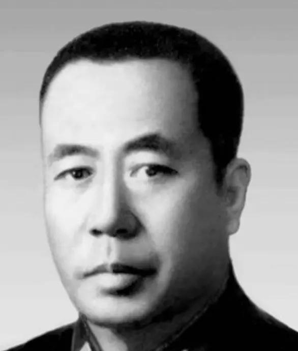 1949年，潜伏在台湾的陈宝仓意识到，他的身份早晚会暴露，为了消除后顾之忧，他将
