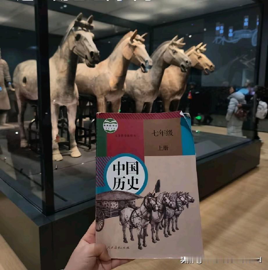 参观兵马俑突发奇想：
如果秦始皇多活20年，
世界格局将彻底改写！
 
真正站在