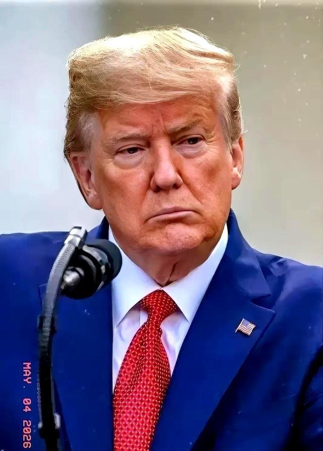 美国人扔出来一个方案，数字就让人后背发凉。一万五千名士兵，一百多架飞机，外加导弹