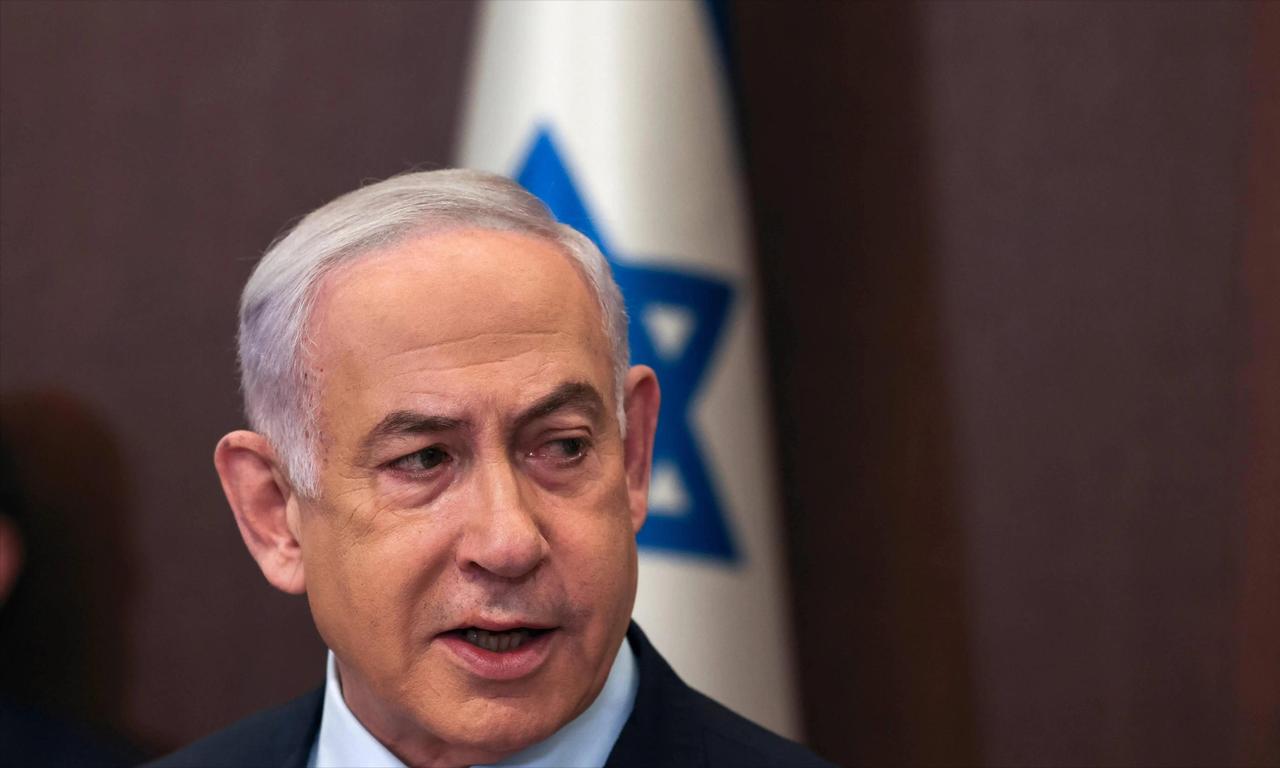 伊朗官方3月6日抛出的伤亡数字像一记重锤砸下来：1332条人命没了，其中165个