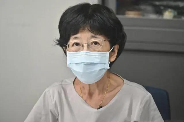 民众党创党主席柯文哲之妻陈佩琪3日才透露先淋了大雨，身体全身酸、头痛欲裂。民众党