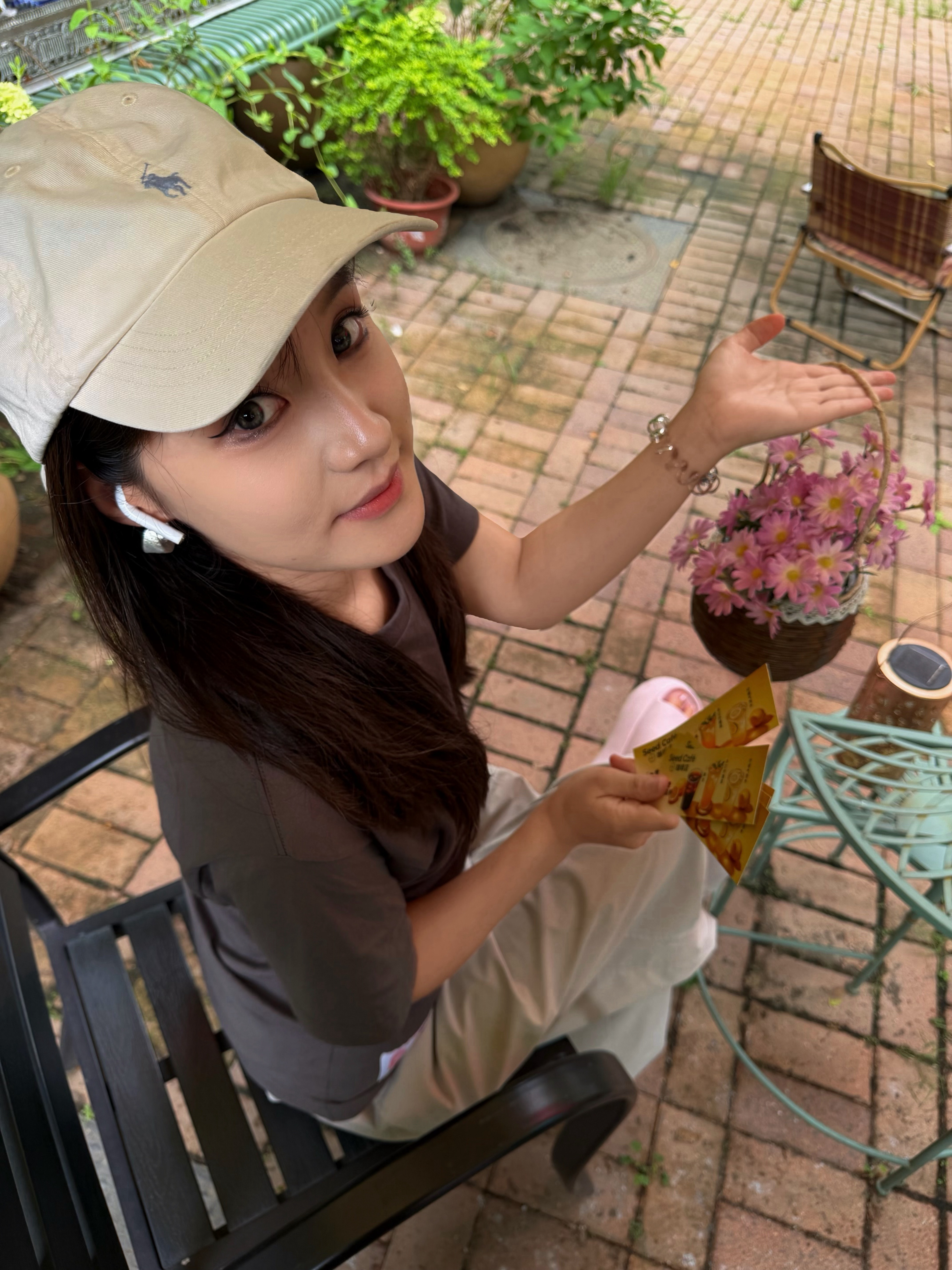 周五 周五 眉飞色舞～盆友们 早上好哇