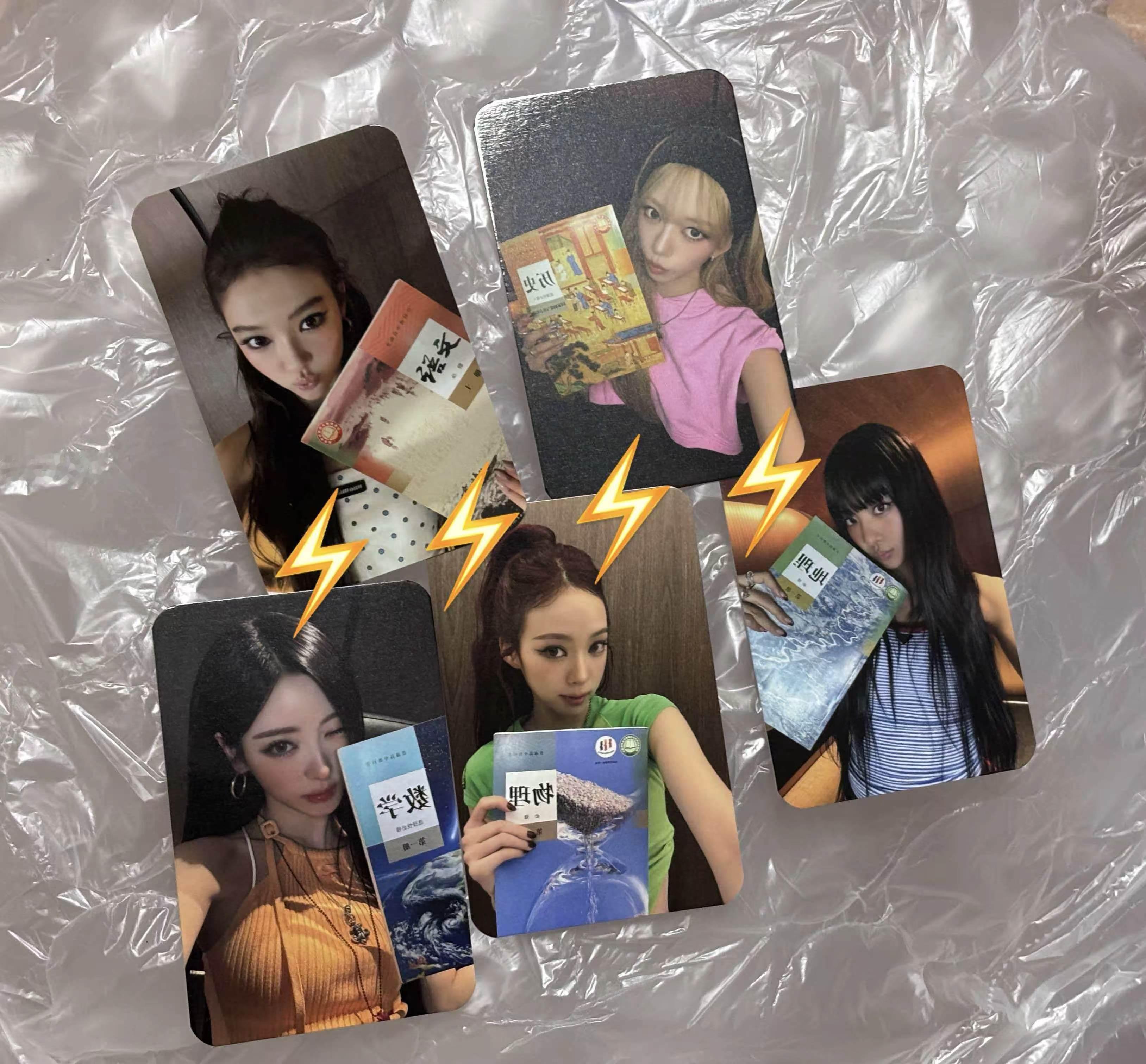 MEOVV课本小卡课代表来了 