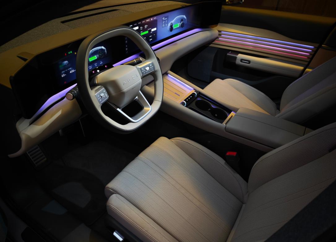 我特别喜欢这款奥迪E5 sportback，有着大胆的外观，并且有着足够奢华且科