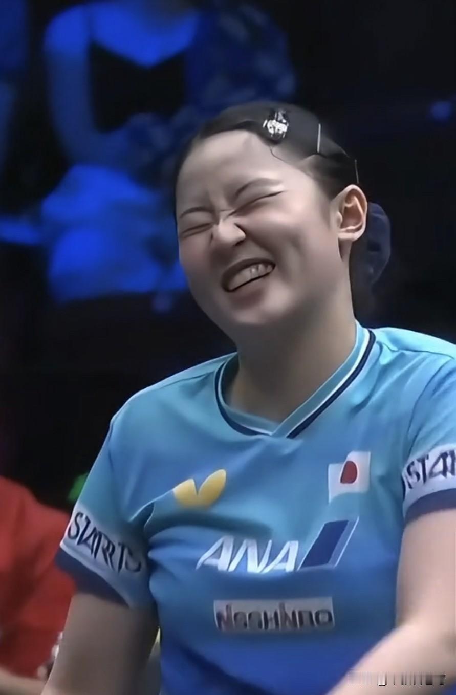 我就不喜欢张本美和笑的样子，在今天的比赛，我发现张本美和不笑的时候更美，而且我就