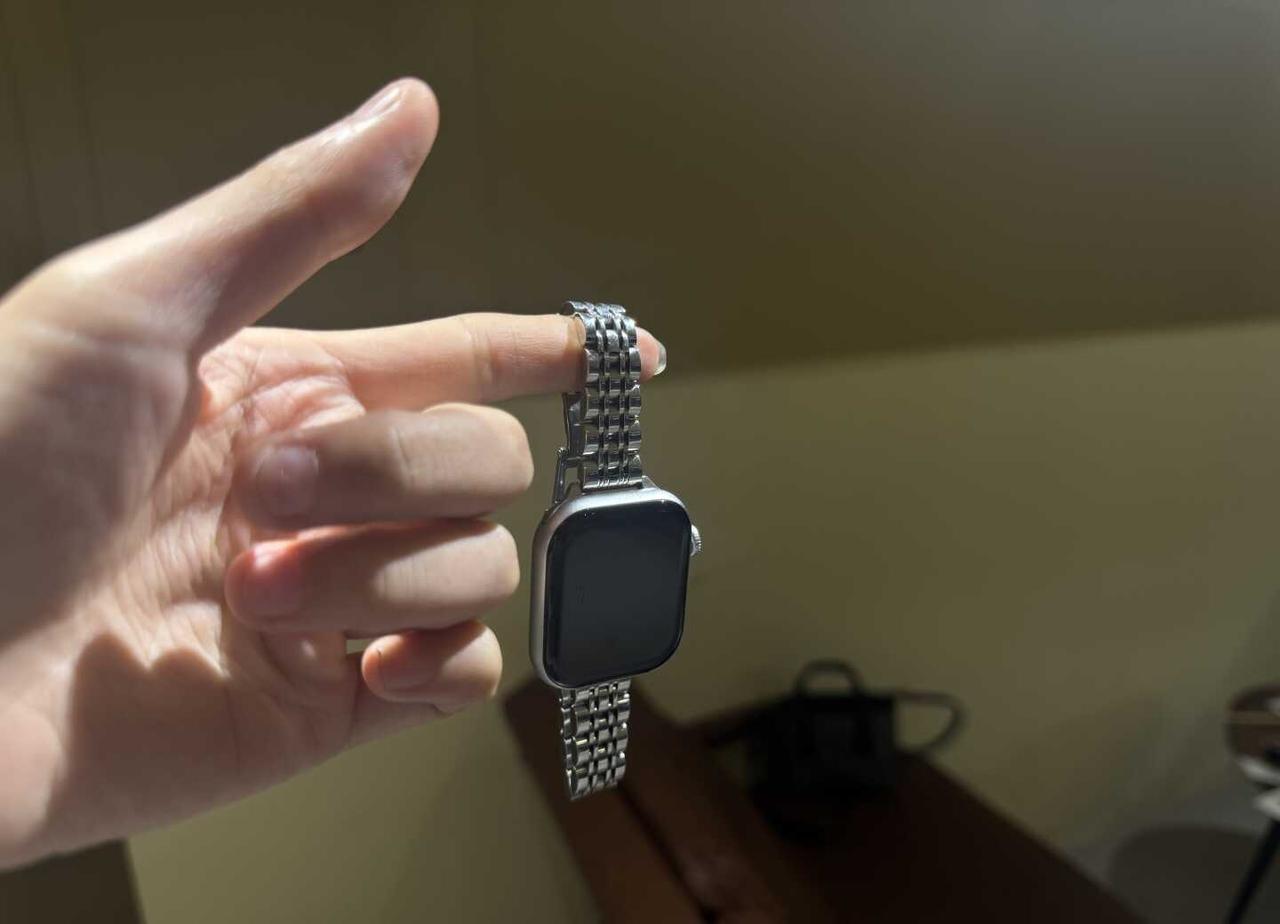 请问谁懂这iwatch表带的质感啊！
s11表带 AppleWatch表带 小米