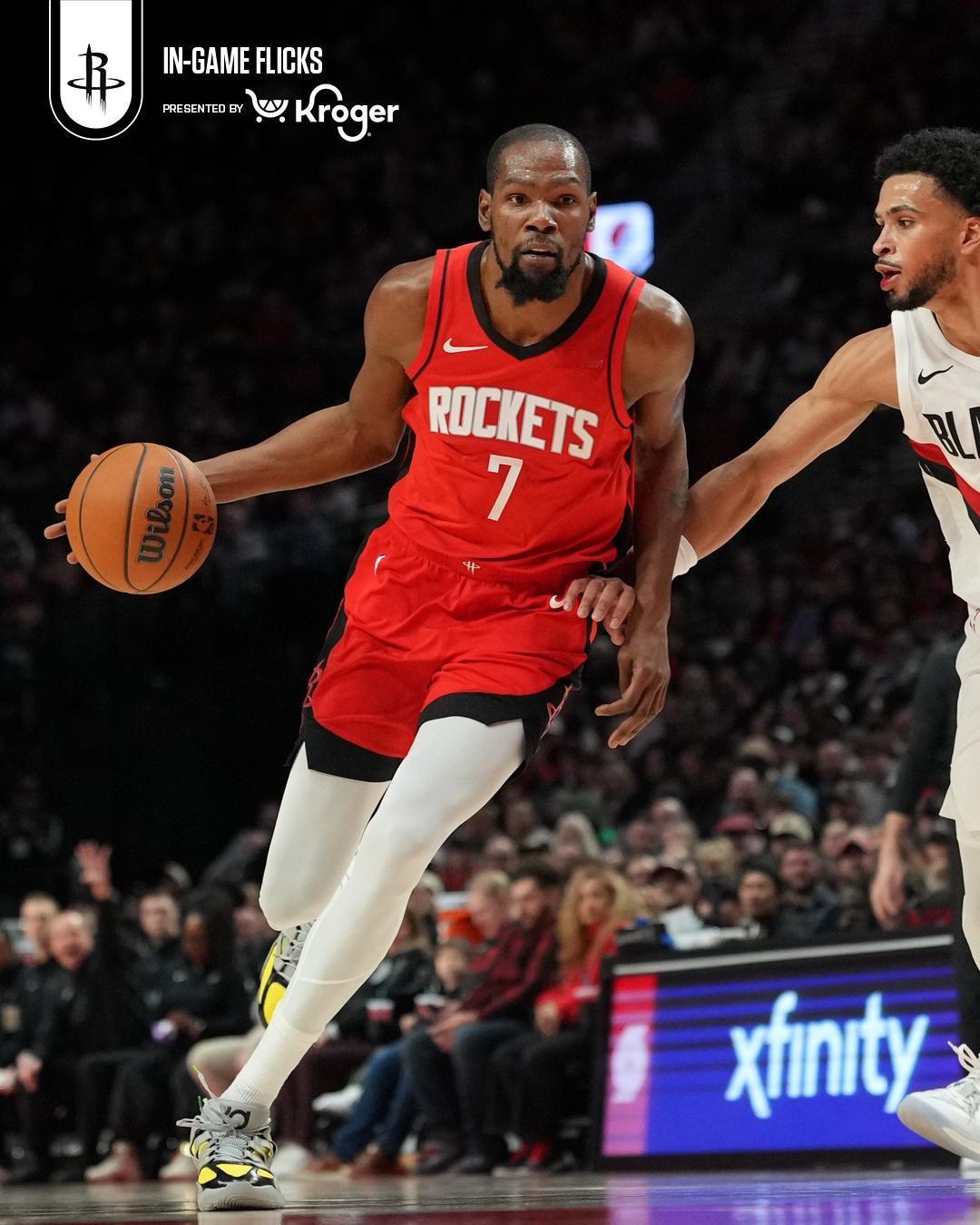 杜兰特今天真是尽力了！
上场打了37分钟，投篮26中14，其中三分球6中2，得到