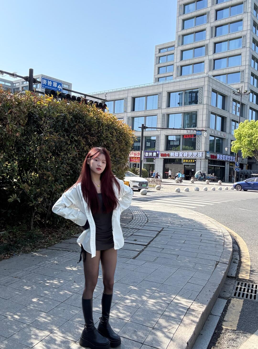03 女大/太阳好大