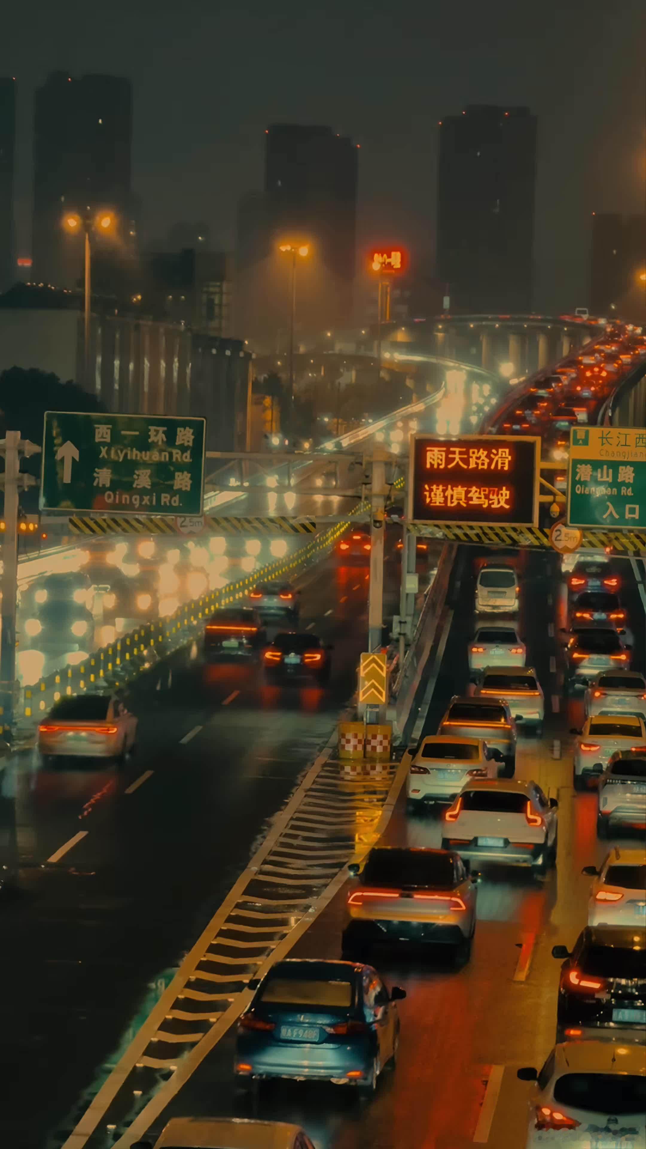 情感 我也舍不得，可我已经尽力了。人心变了，再爱也没用。过去再好，也回不去了。能