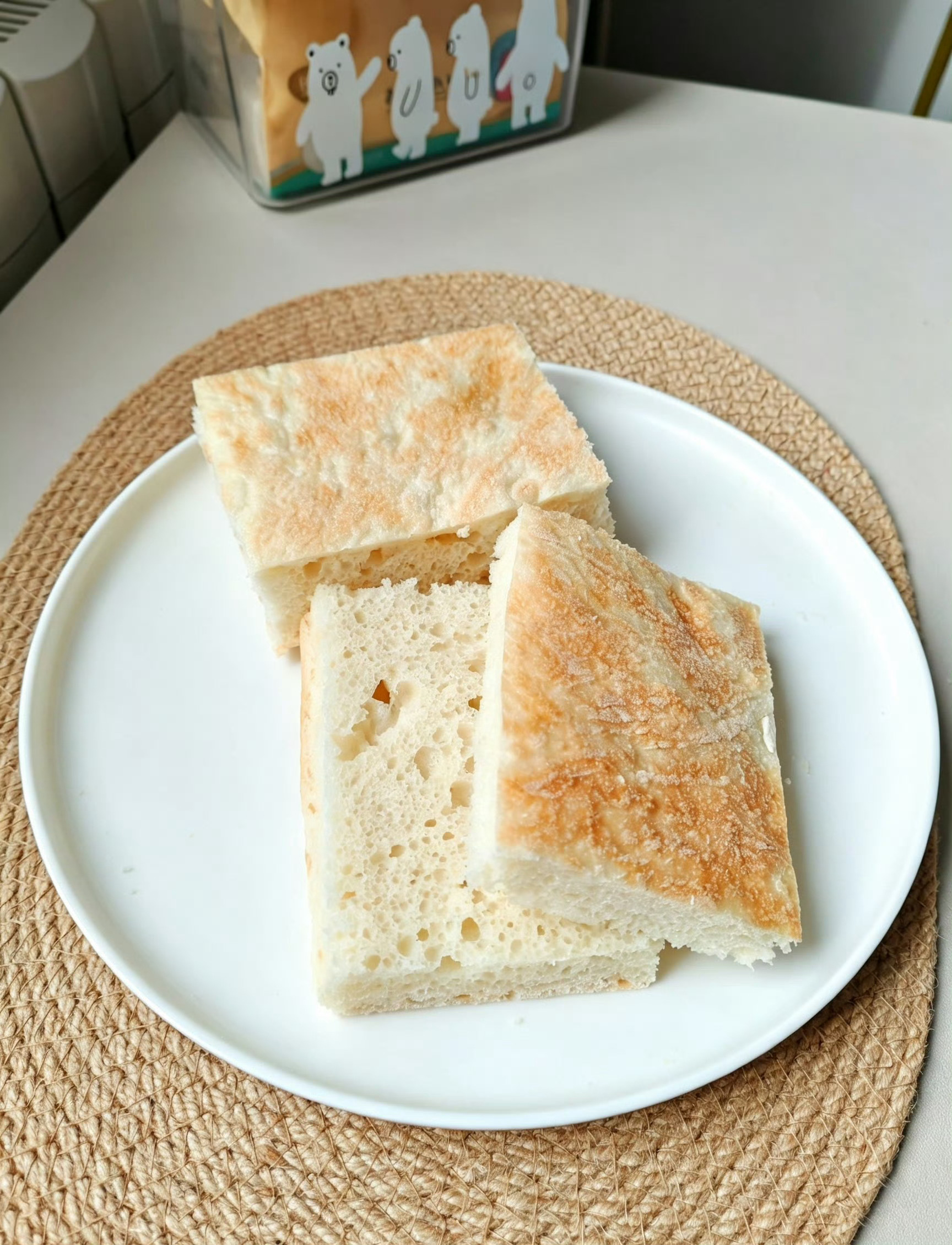 苏北人有自己的恰巴塔  算了  跟你们苏南人说不清楚 （四块钱买的饼  回来拆分