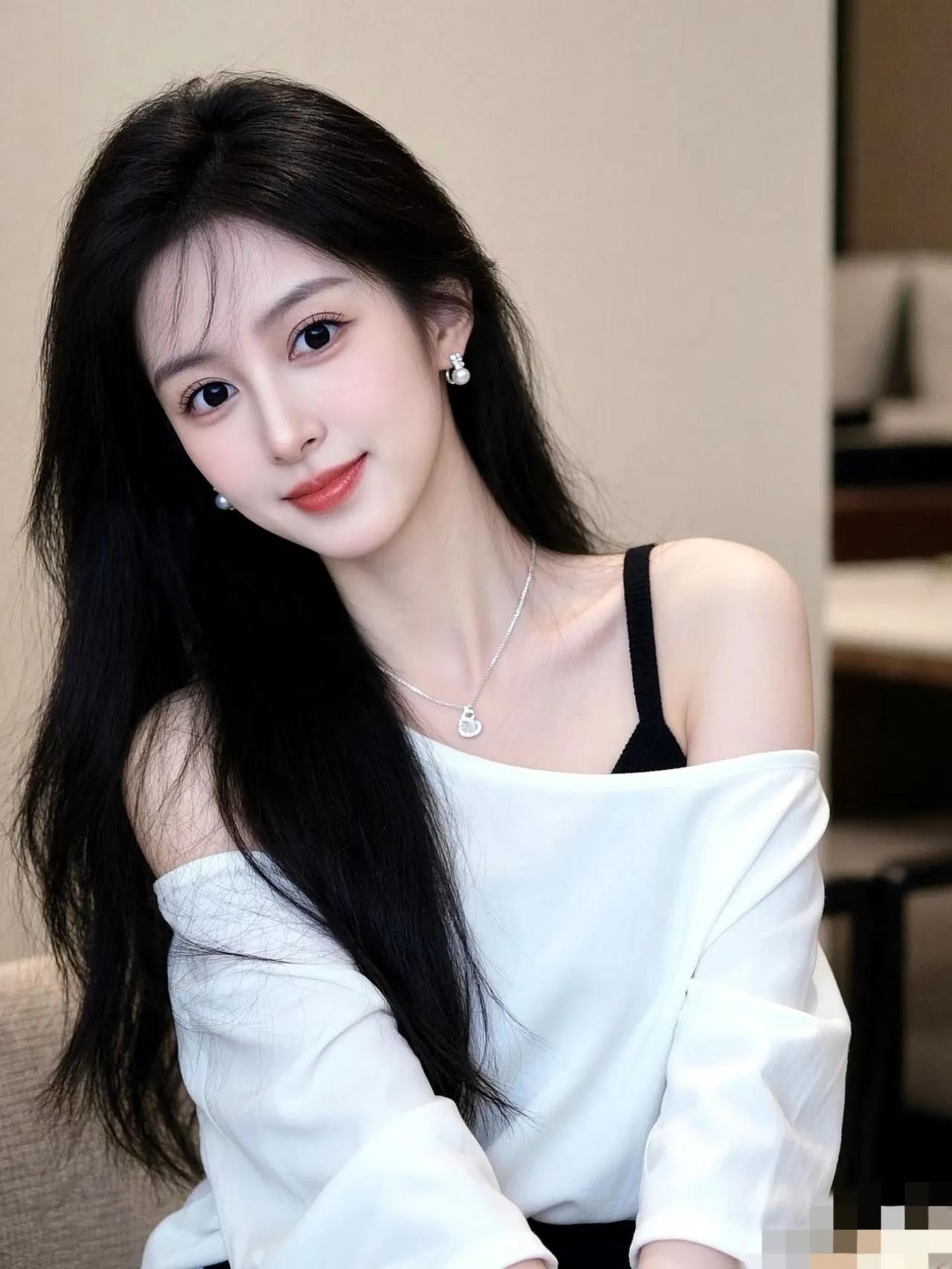 敢问诸位联坛高手，可否一展奇才？
此下联意境清幽、格调高雅，已让众多喜爱对仗、潜