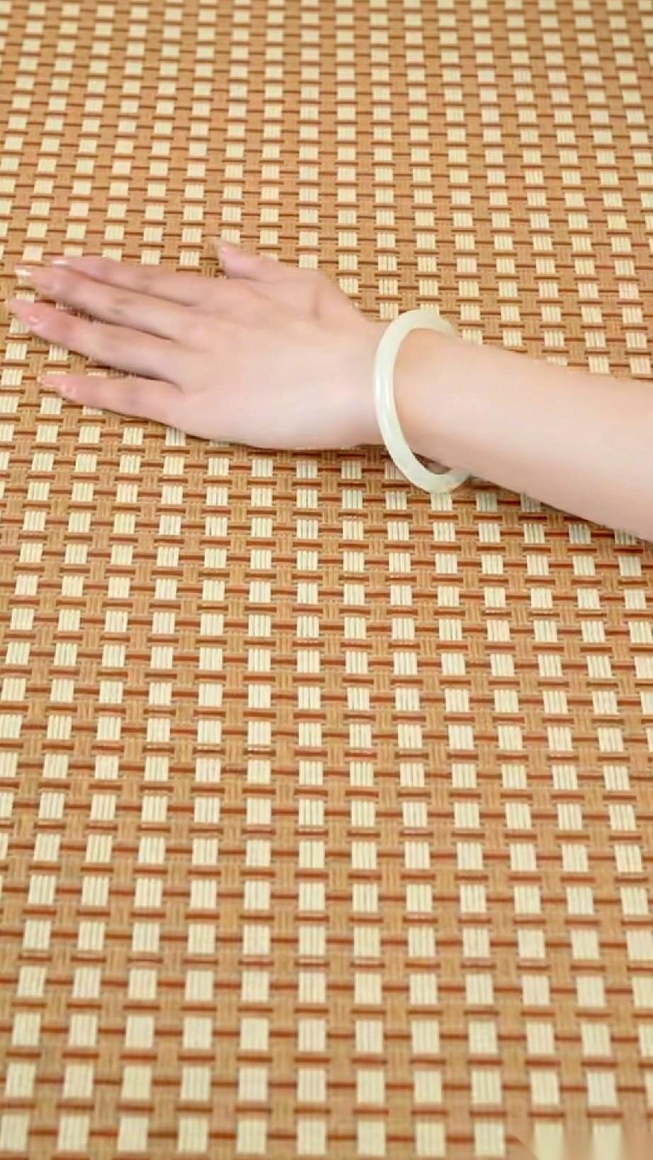中年夫妻的冷战，拼的根本不是骨气，而是谁先憋不住。
15天。
我老公的极限，精确