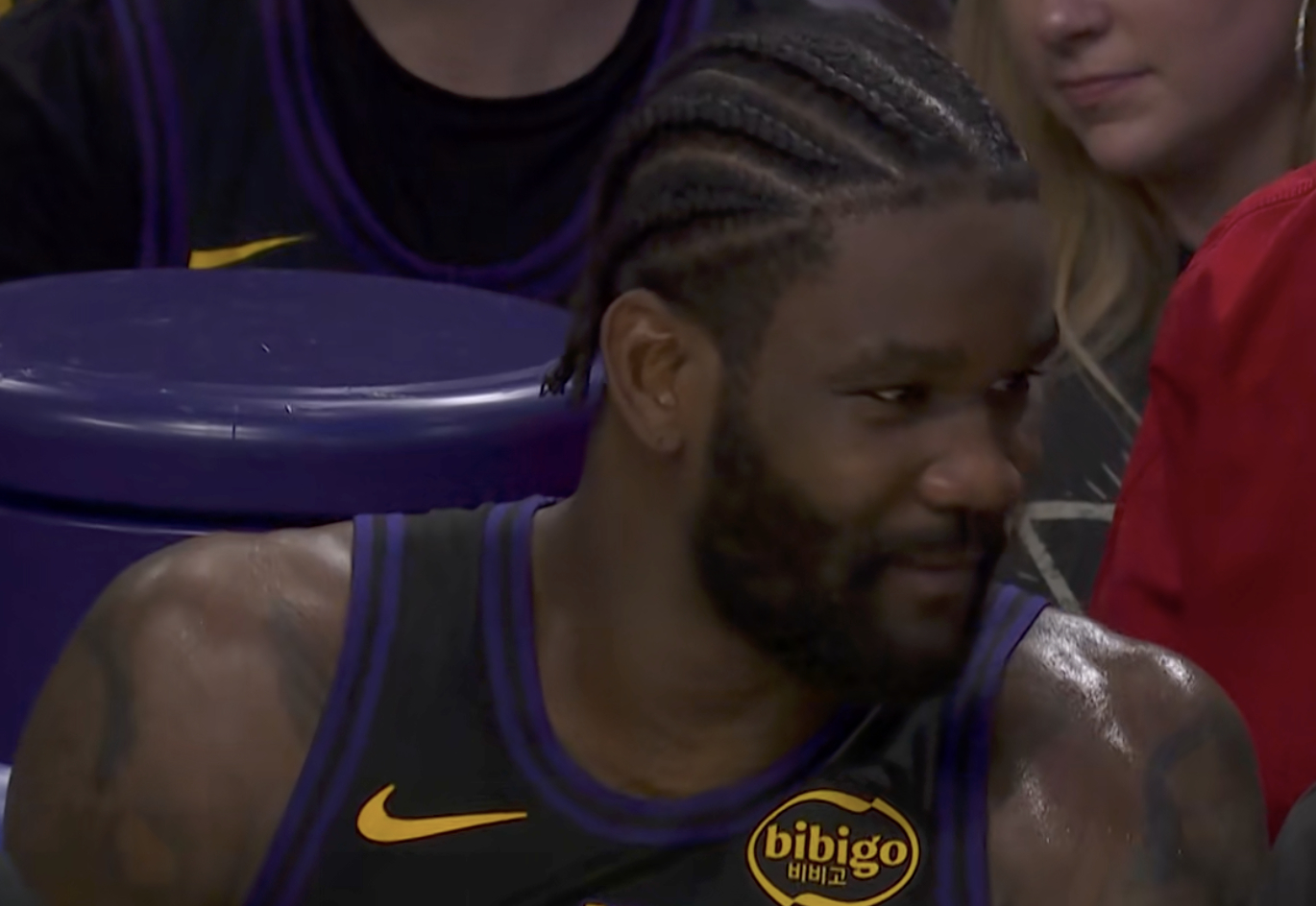 半场的艾顿怎么样？8投5中 罚球2中111分6篮板1助攻1盖帽骑士vs湖人