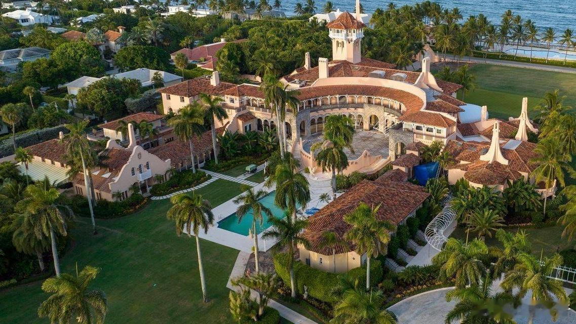 佛罗里达棕榈滩机场将更名为“唐纳德·特朗普国际机场”当地时间2月19日，美国佛罗