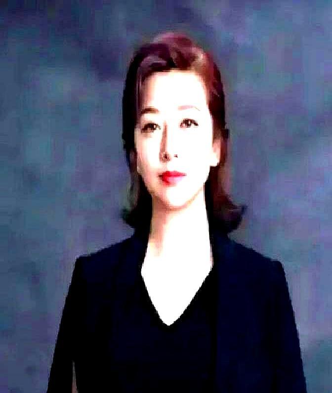 身家过亿的江珊，最稀罕递围巾的人。
 
中年婚姻的核心，早不是浪漫。
 
是不添