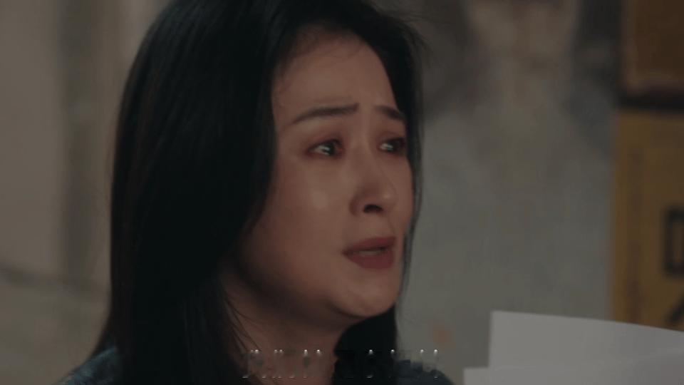 蒋欣演的许知夏是“全家主理人”吧！找妹妹、办弟婚、催老公升职，还抓牢如风酒和口红