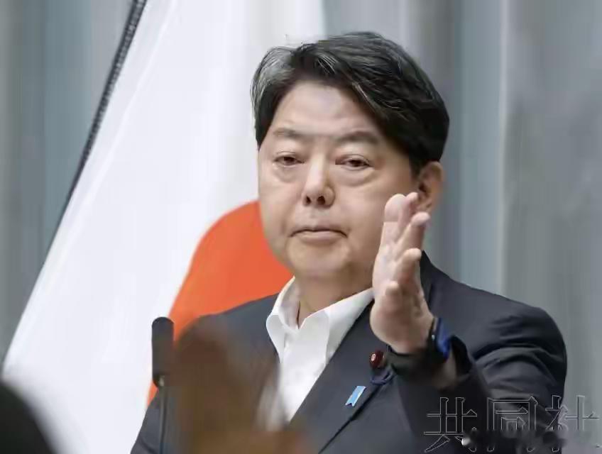 日媒：日本政府不知鸠山出席九三阅兵，不代表日本政府立场。 ​​​