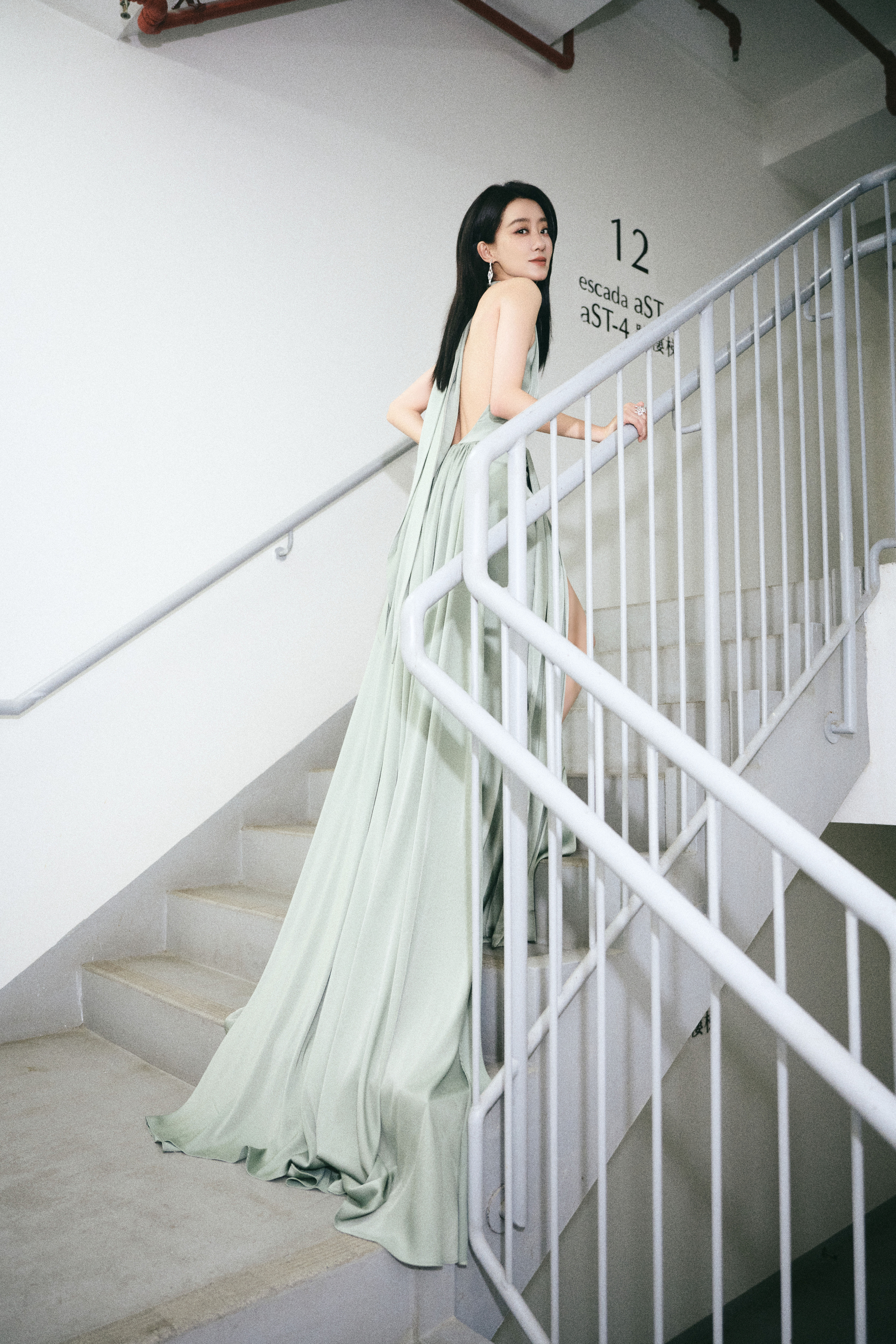 #长发张小斐回来了# 姐好美[哇][哇][哇] ​​​