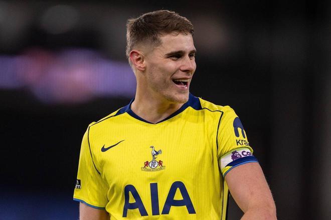 托特纳姆热刺在经历了一个糟糕透顶的赛季后，正面临着降级至英冠的严峻可能。《曼彻斯