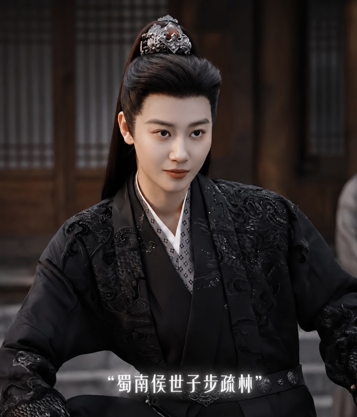 百花杀范帅琦男装世子爆改女装孕妈很难不爱步疏林这个角色，男装恣意飒爽，女装温婉动