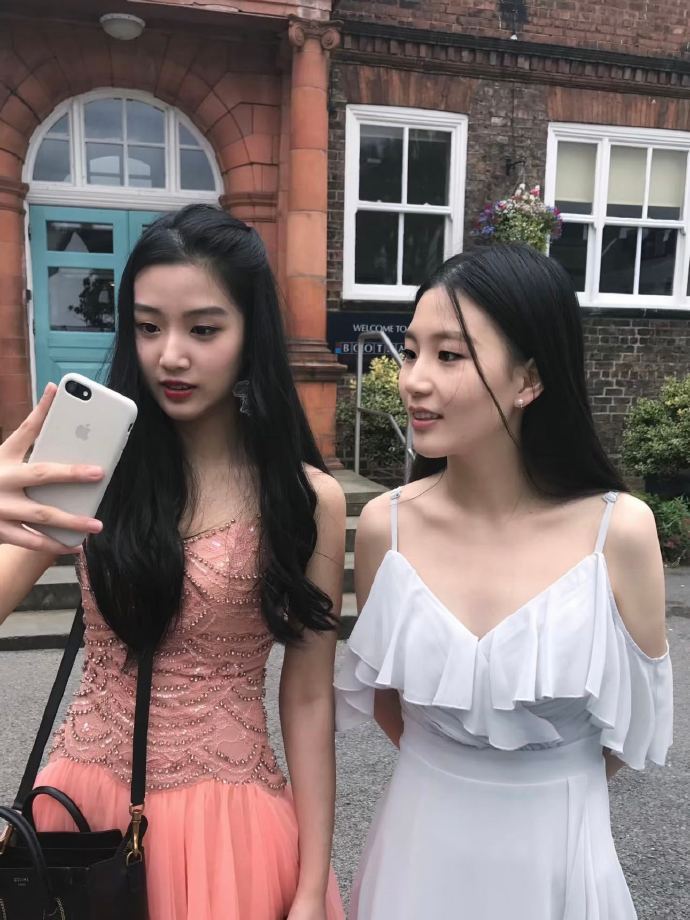 早期英国留学的卢昱晓 ​​​