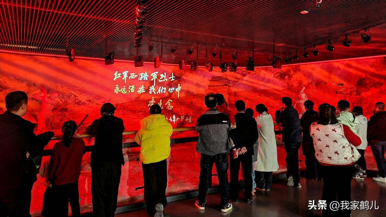 作为国家一级博物馆、全国红色基因库建设单位，这座红色地标之所以持续“圈粉”，靠的
