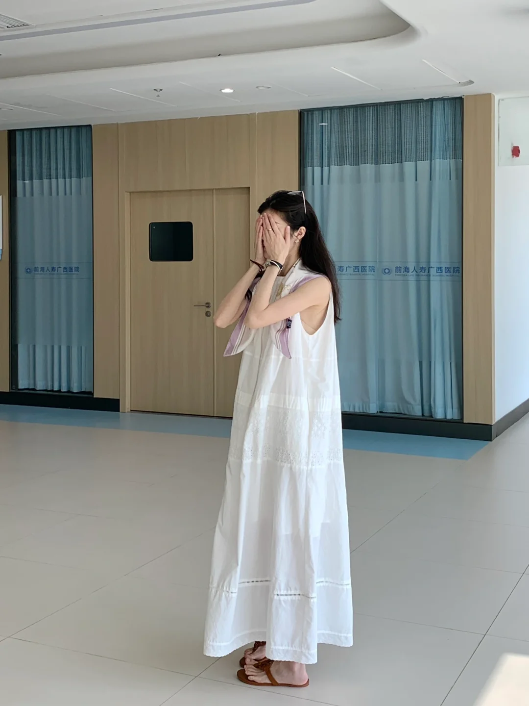 分享一条适合夏天的丝巾~