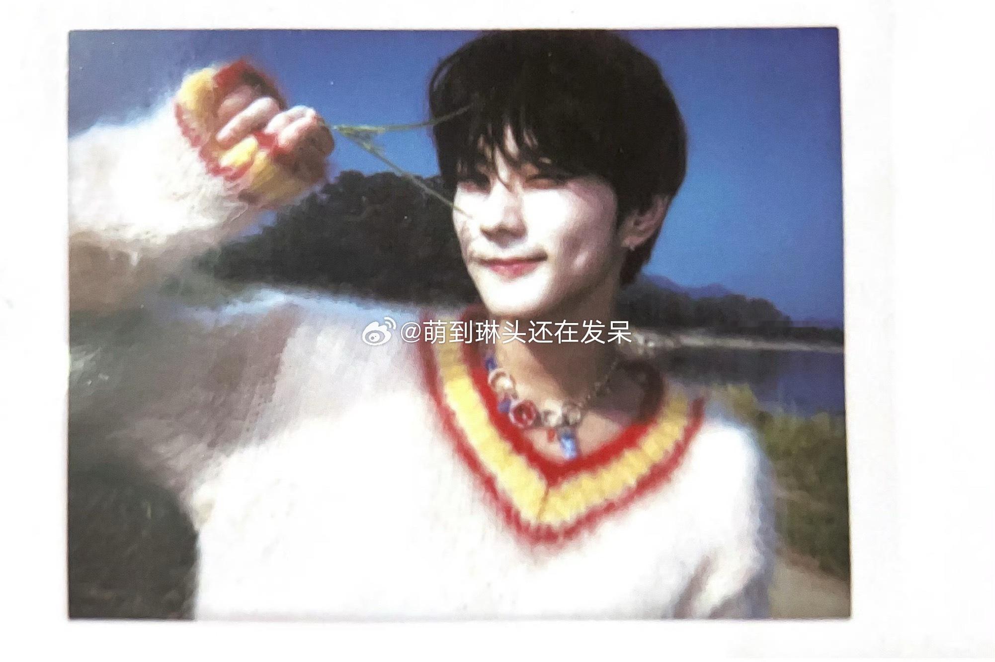 当世界没有意义，我会戴上有你声音的耳机⋆.˚✮Dear Me  🎧  Mons