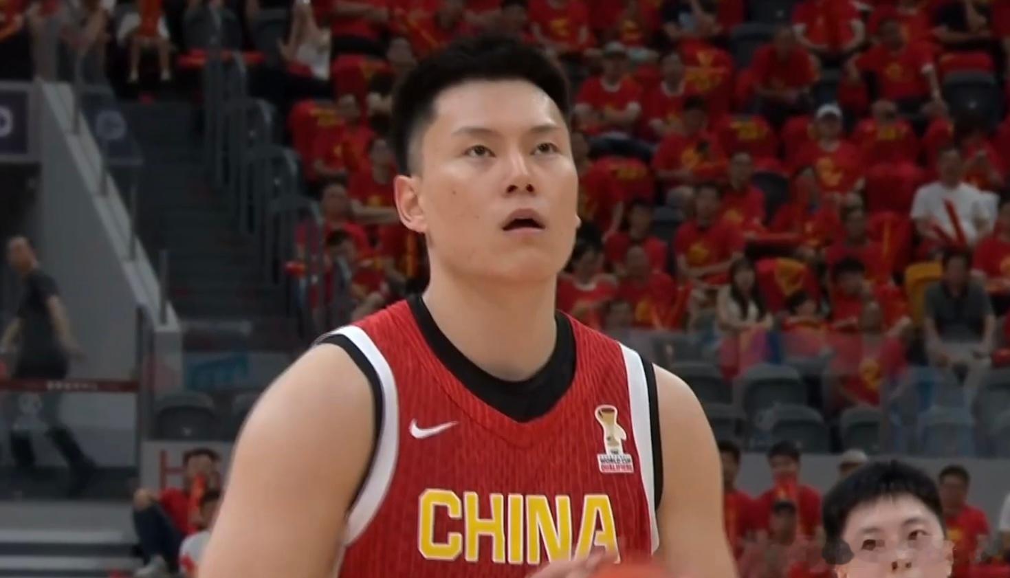 半场结束，中国男篮46‑42领先黎巴嫩，第二节暴露出两大隐患世亚预对阵黎巴嫩的比