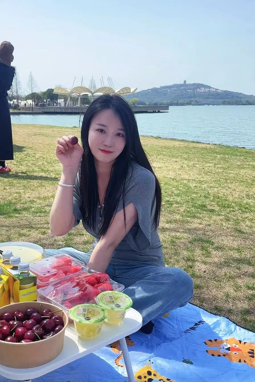 约上三五好友👭在平淡里找一些小美好！