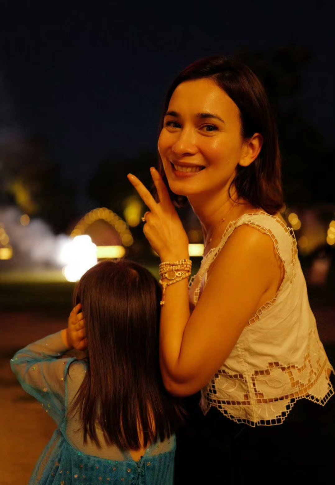 韩庚卢靖姗儿女这么大了很认可韩庚和卢靖姗的家庭相处模式。二人分工默契，韩庚再忙也