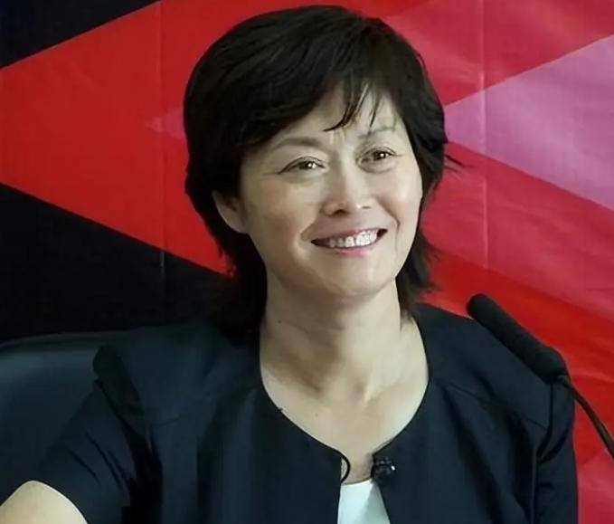敬一丹去世后，崔永元的悼念长文才说出她这三个月的生死抗争细节。
 
很多人不知道