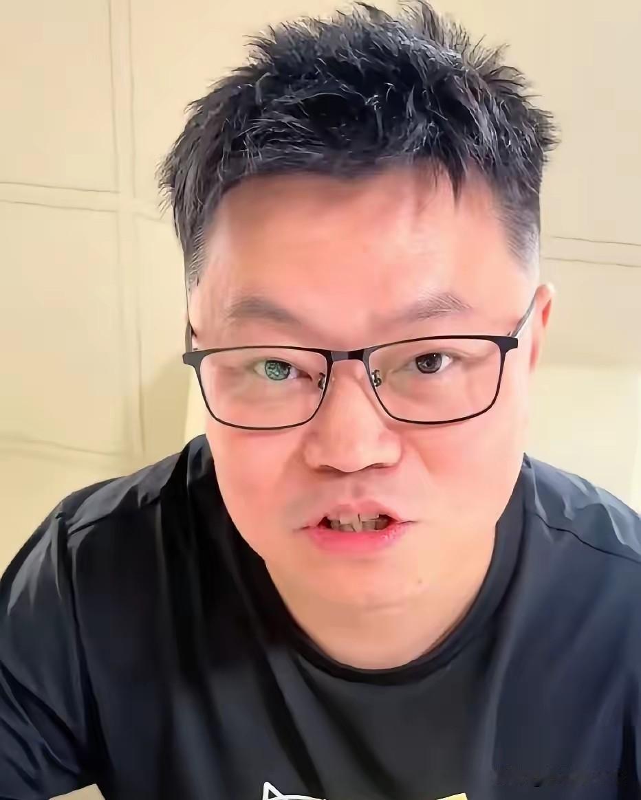 侯英超眼光真毒！直言范姝涵必须重点培养！她的纯男性打法，打好了就是郭悦！

郭悦