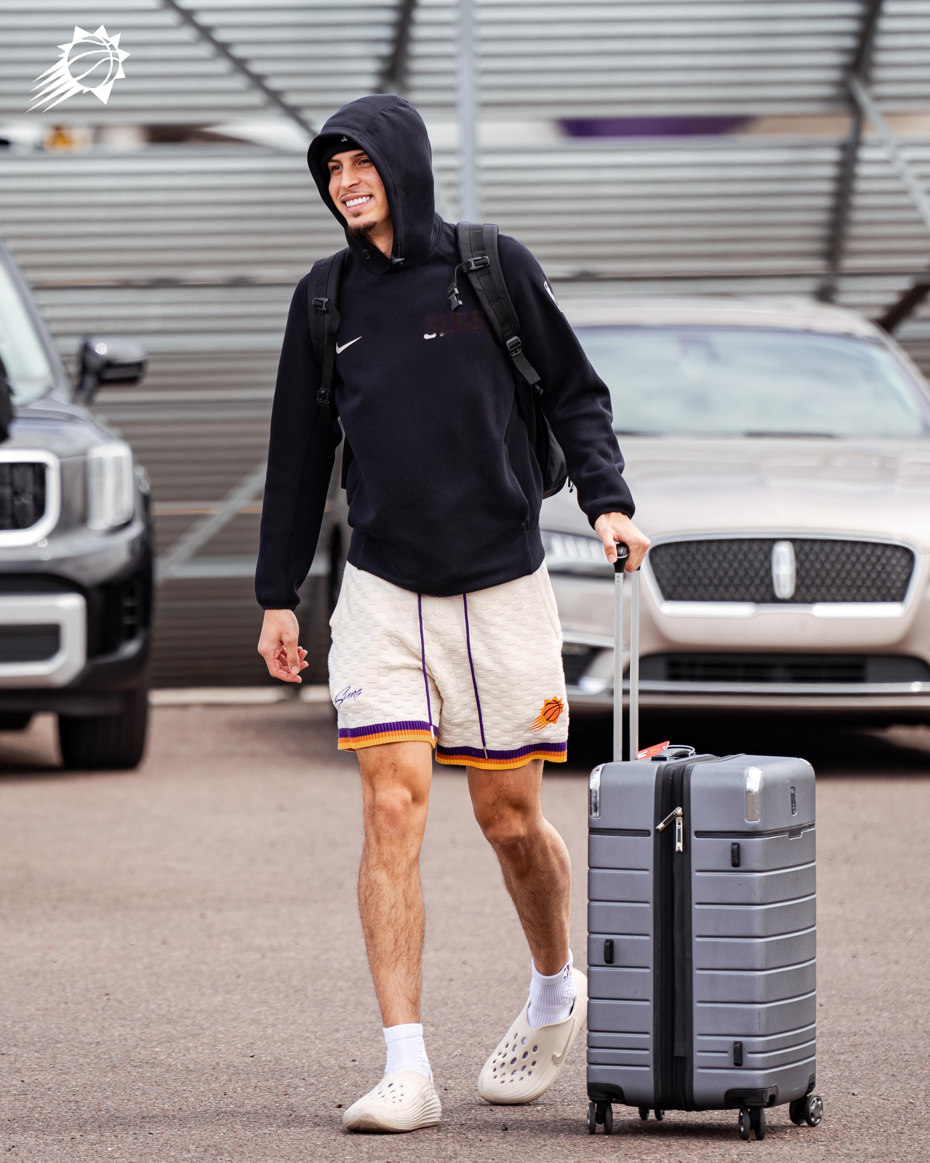 Valley Suns ‼️ 两位要把鸡皮当目标呀布雷亚的球队毛短裤不错🔥菲尼