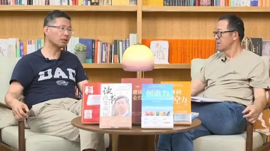 端着国内的饭碗捞钱，吃饱了转头就抹黑自己国家。7月1日当天，各大平台同步出手，一