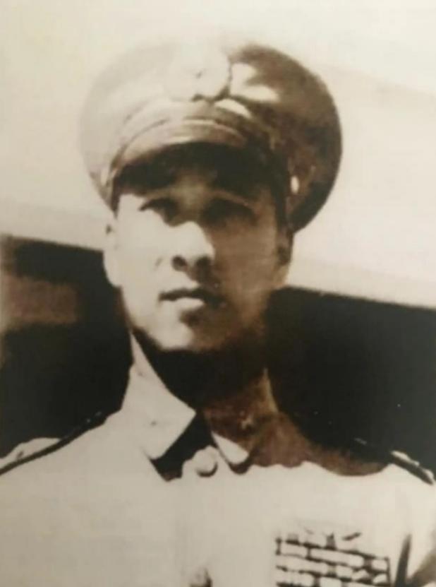 1966年，给蒋介石开了10年飞机的衣复恩，突然被捕，并且被关了1066天，出狱