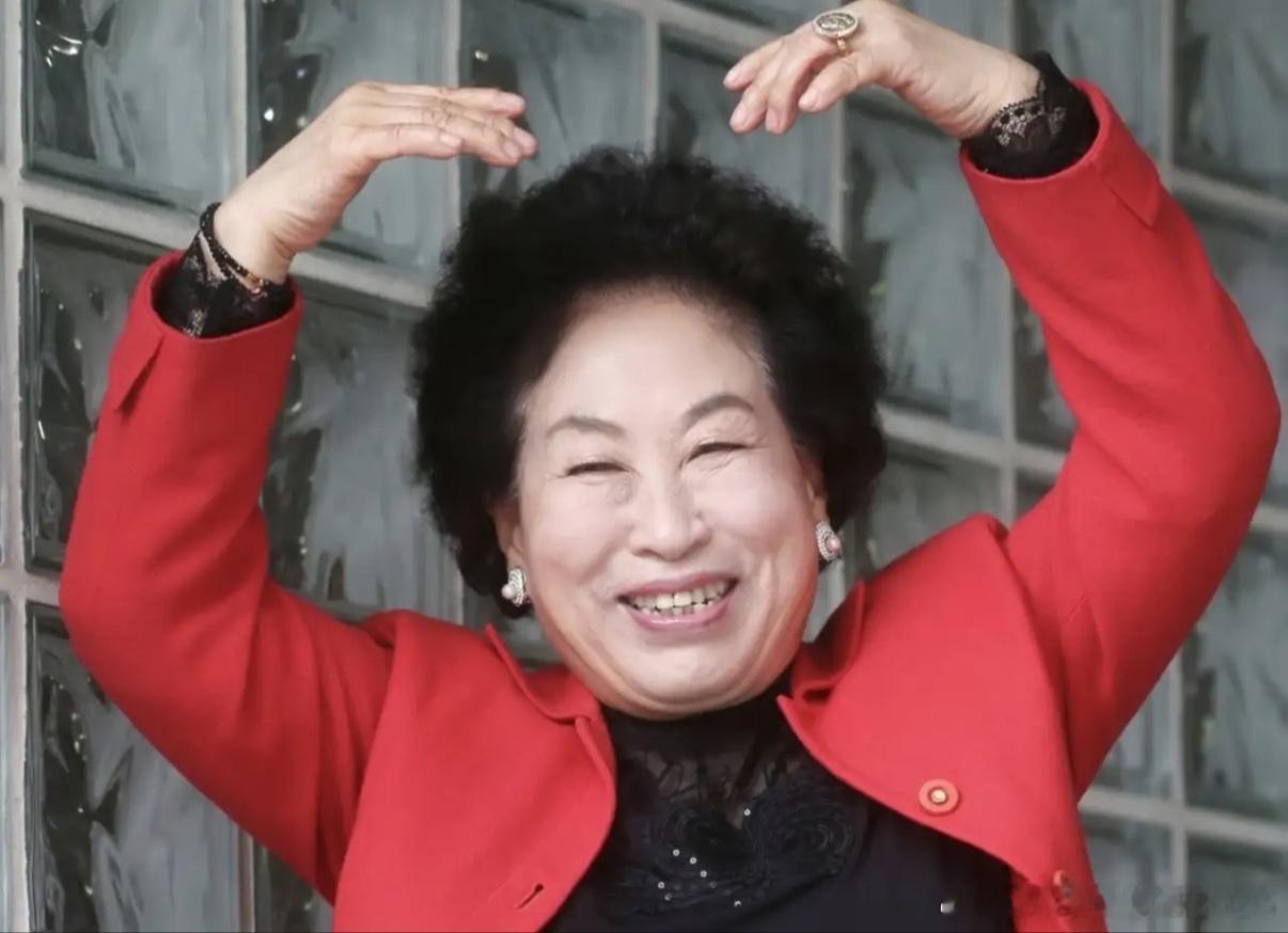 韩国第一股神正式诞生！15年前投资海力士至今，回报率高达9000%！这位股神是韩