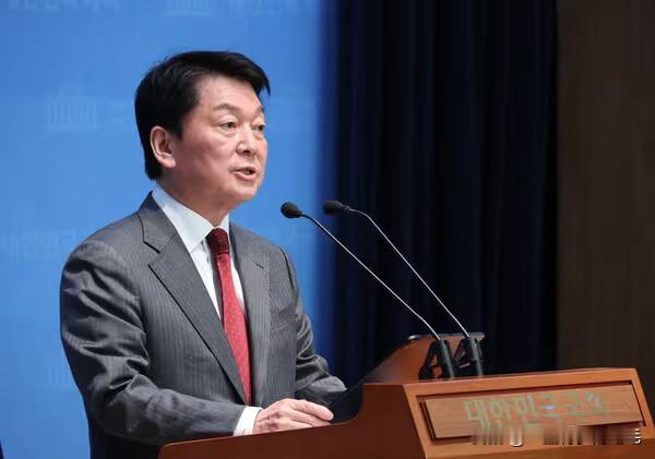 安哲秀质疑李在明再提Naver出身人士任部长：是回报“紧密赞助”？

韩国国民力