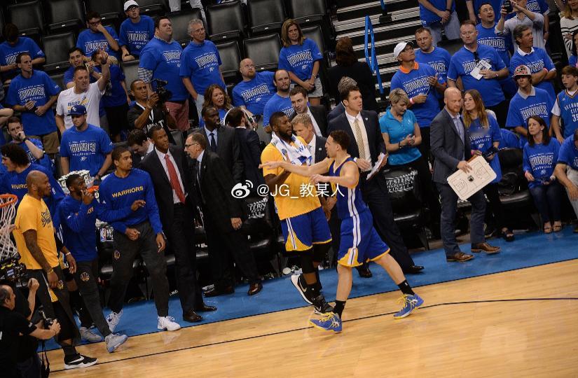 海王亚当斯近日做客了《TheOldManAndTheThree》播客，期间他回忆