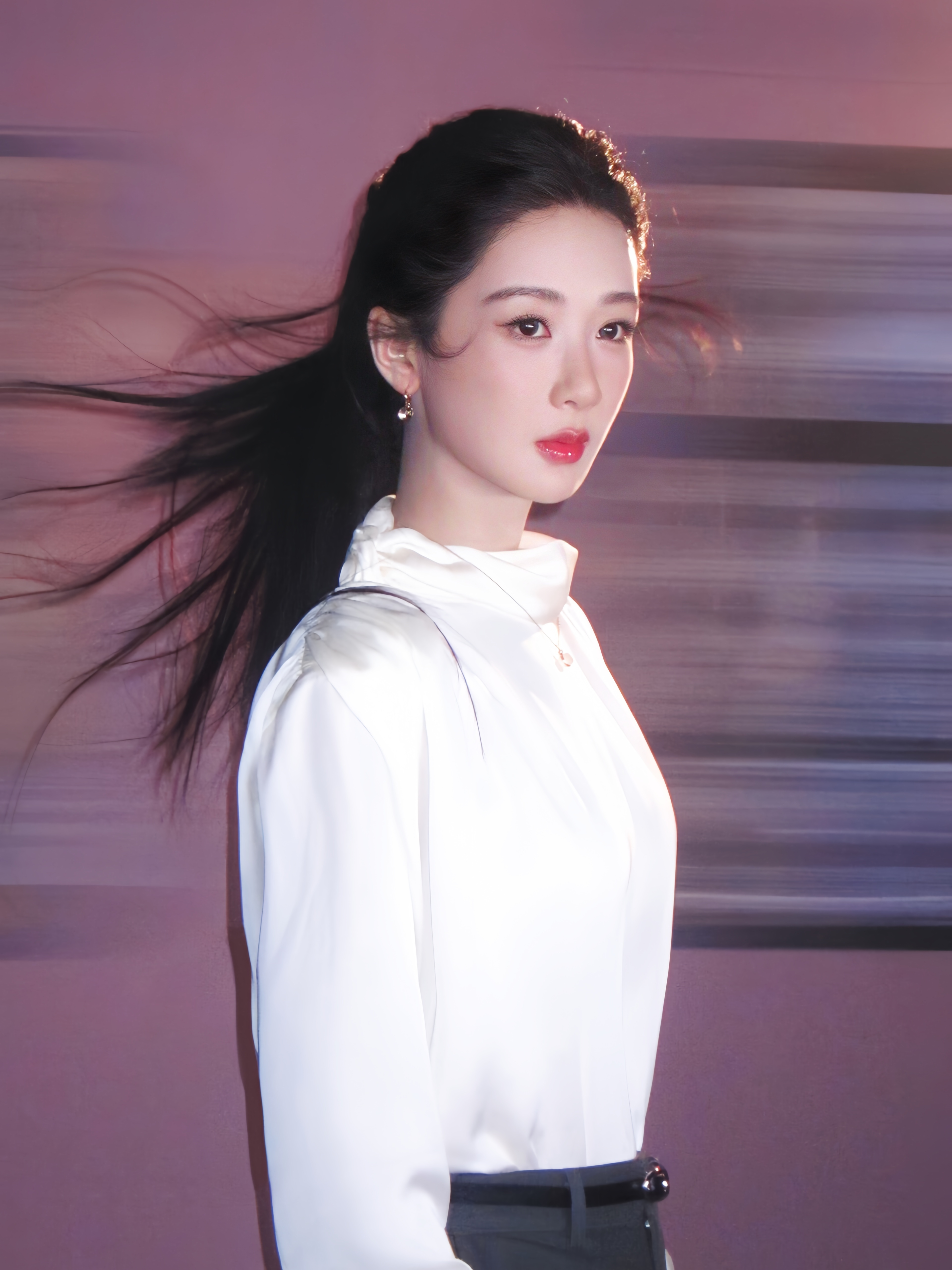 杨紫杨紫董竹君yz杨紫玉兰花开君再来"岁月赠磨砺，时光予荣光，未来可期皆明朗"