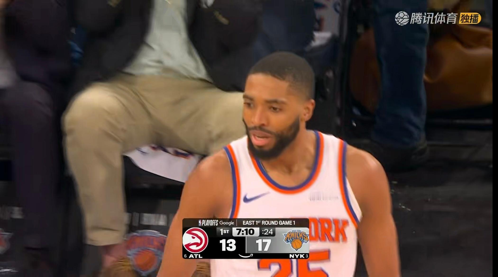 布伦森爆发来的太快了，单人防不住他，其他人空位也能给予回应。老鹰vs尼克斯