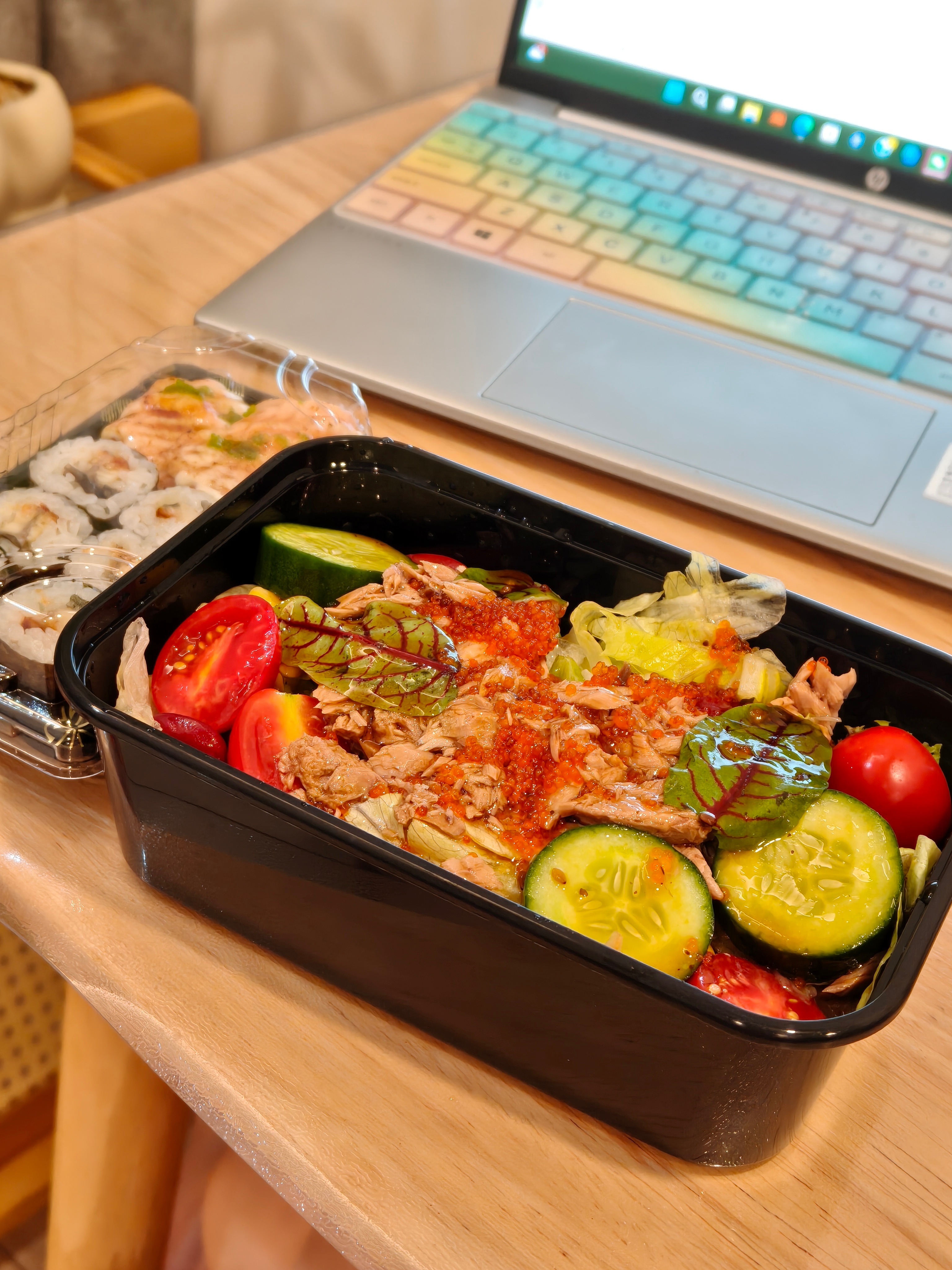 建议不要带着饥饿感入睡 我就是那种饿着绝对睡不着的人最近真的胖的不行了[融化][