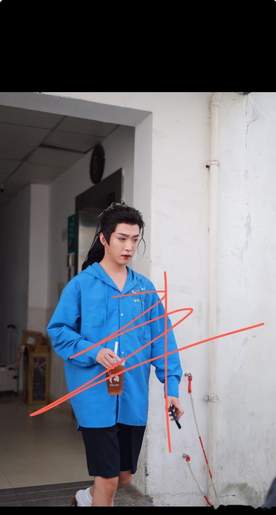 这哪个组的妆啊好像东厂的 ​​​