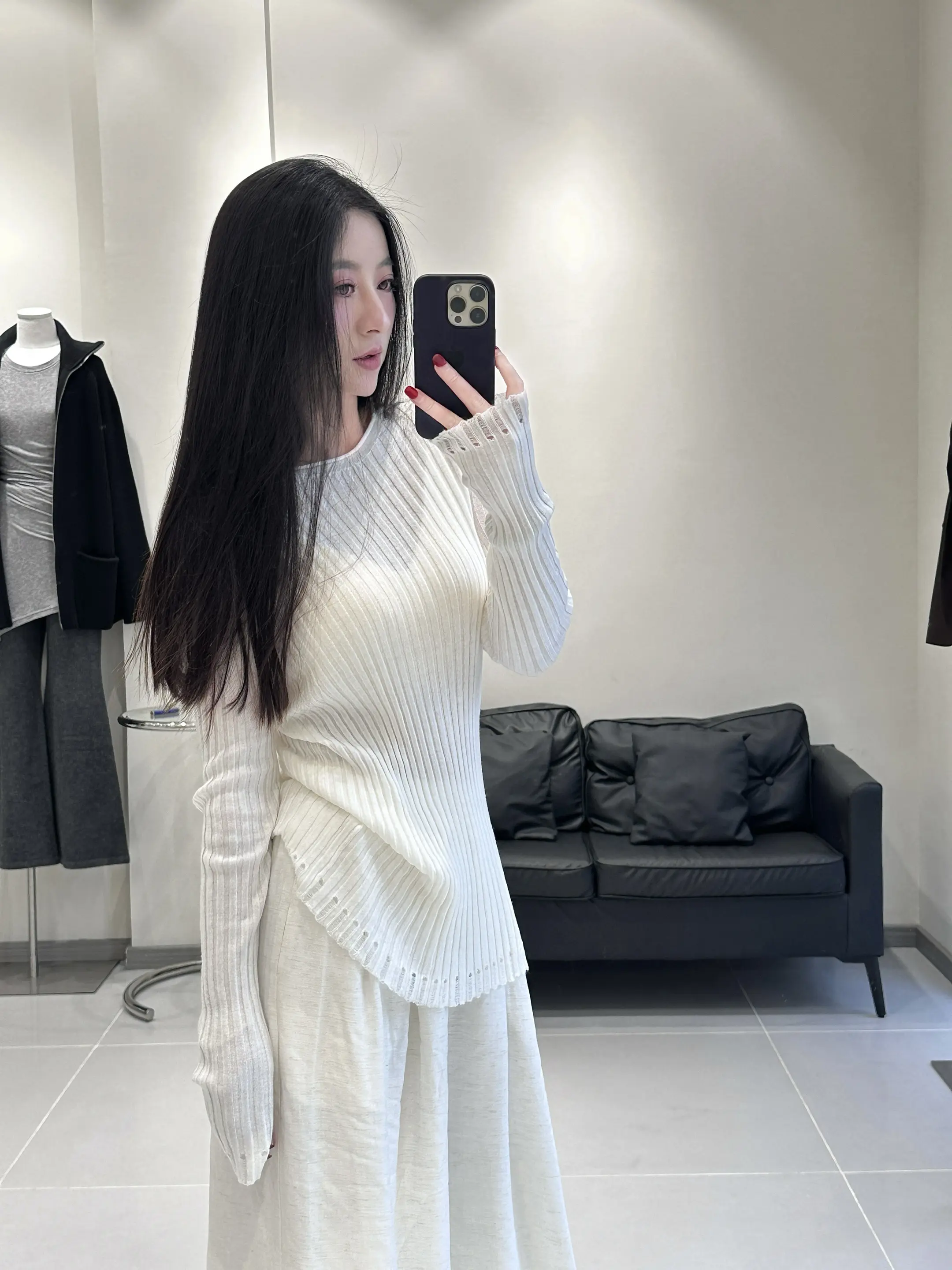 爱是不用教的 如果感受不到 那就换个人来感受 不要把自己逼成对方最讨厌...