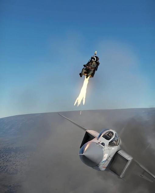 为何飞行员跳伞后就不能射杀？即使在战场杀红了眼，也不能杀飞行员，因为日本试过了，