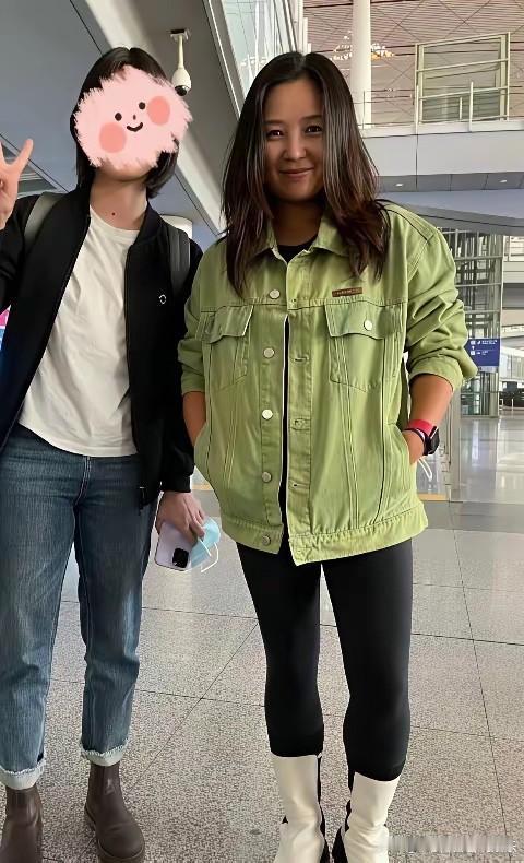 事实证明，明星的网图都是p过的，真实长这样子！[捂脸][捂脸][捂脸]