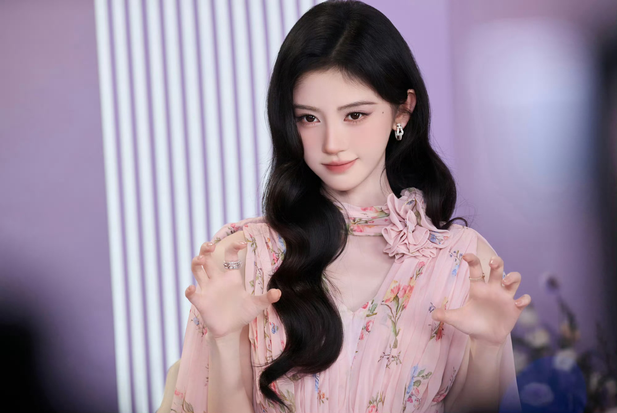 Hahhhnxsm[超话] 哎呀，萌萌小猫爪！！ ​​​